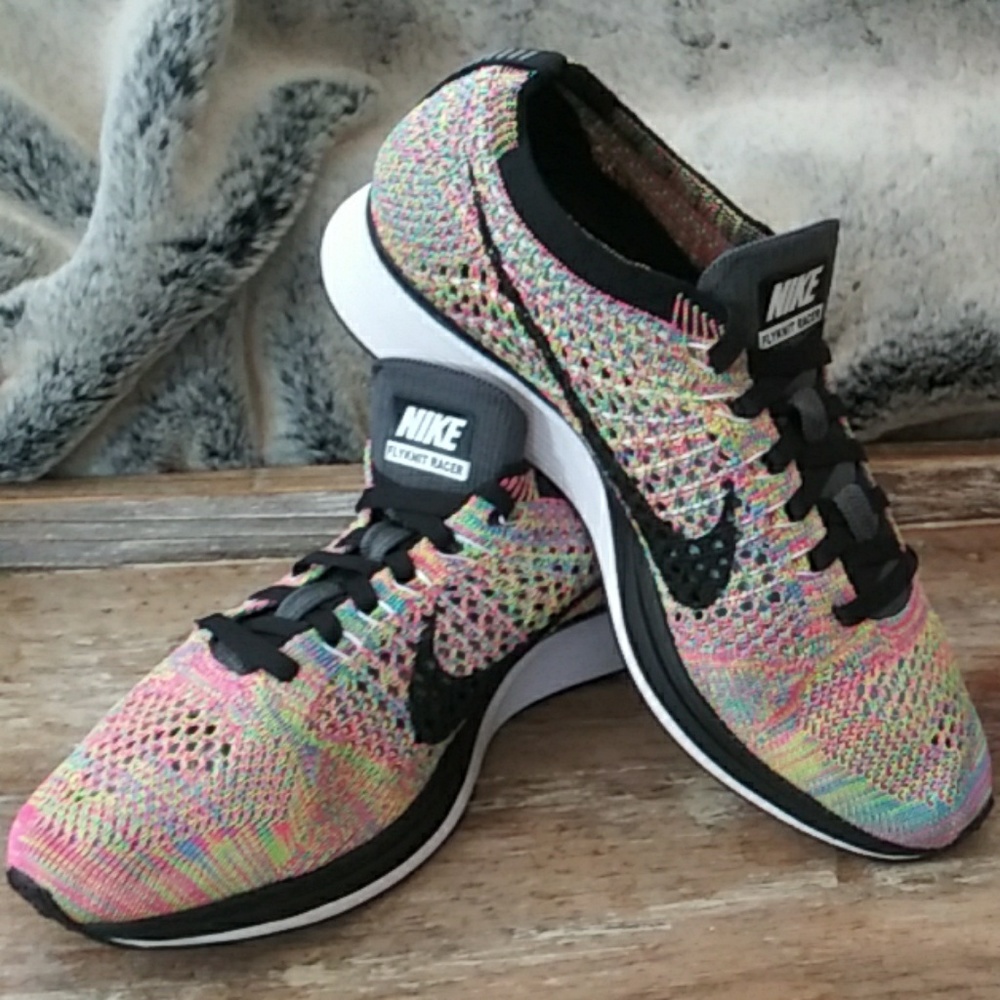 Flyknit Racer